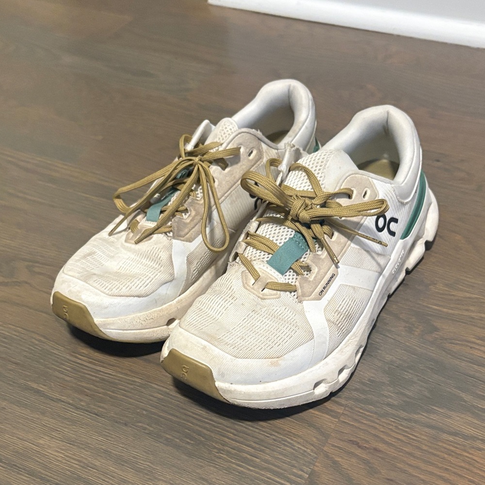 OC White and Green Sneakers